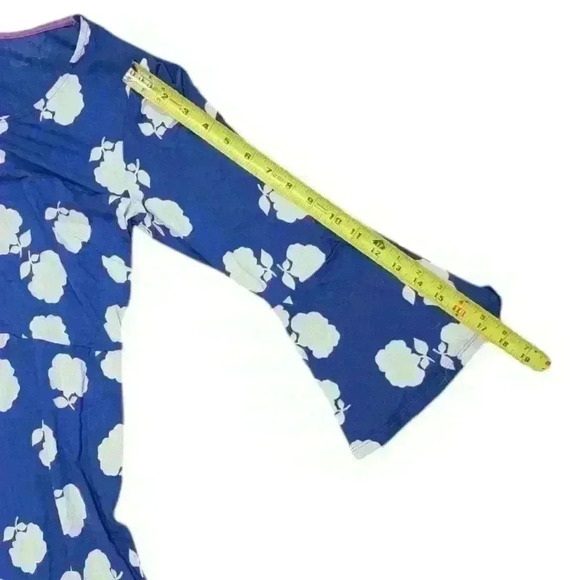 Boden Blue White Floral Jersey Dress Bell Sleeves Size 10R - Picture 3 of 9